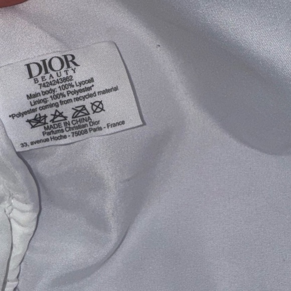Dior White Satin Cosmetic Bag - Picture 2 of 3